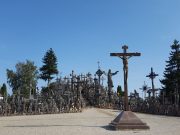 The Hill of Crosses: Full-Day Tour from Vilnius